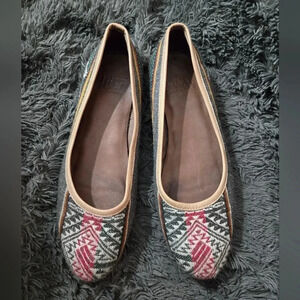 FORTRESS OF INCA Multicolor Patterned Flats
